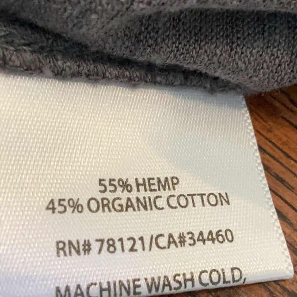 Eileen Fisher pull up skirt in grey size small 55% hemp and 45% organic cotton - Picture 3 of 5